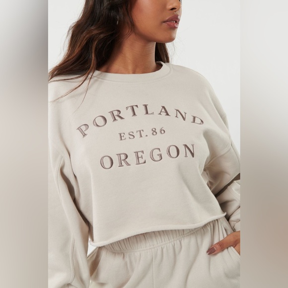 Garage Clothing - Set Raw-Edge Cropped Sweatshirt and Sweatpants - Picture 1 of 5